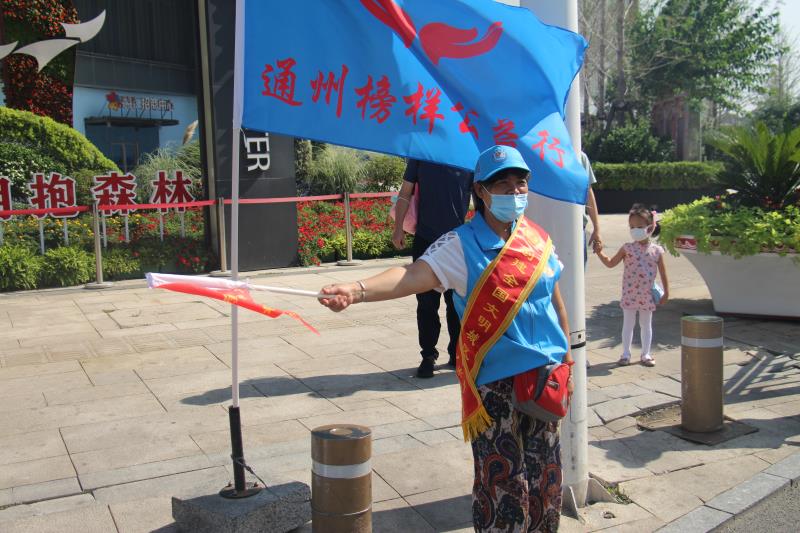 <strong>女人小穴爽爽视频</strong>